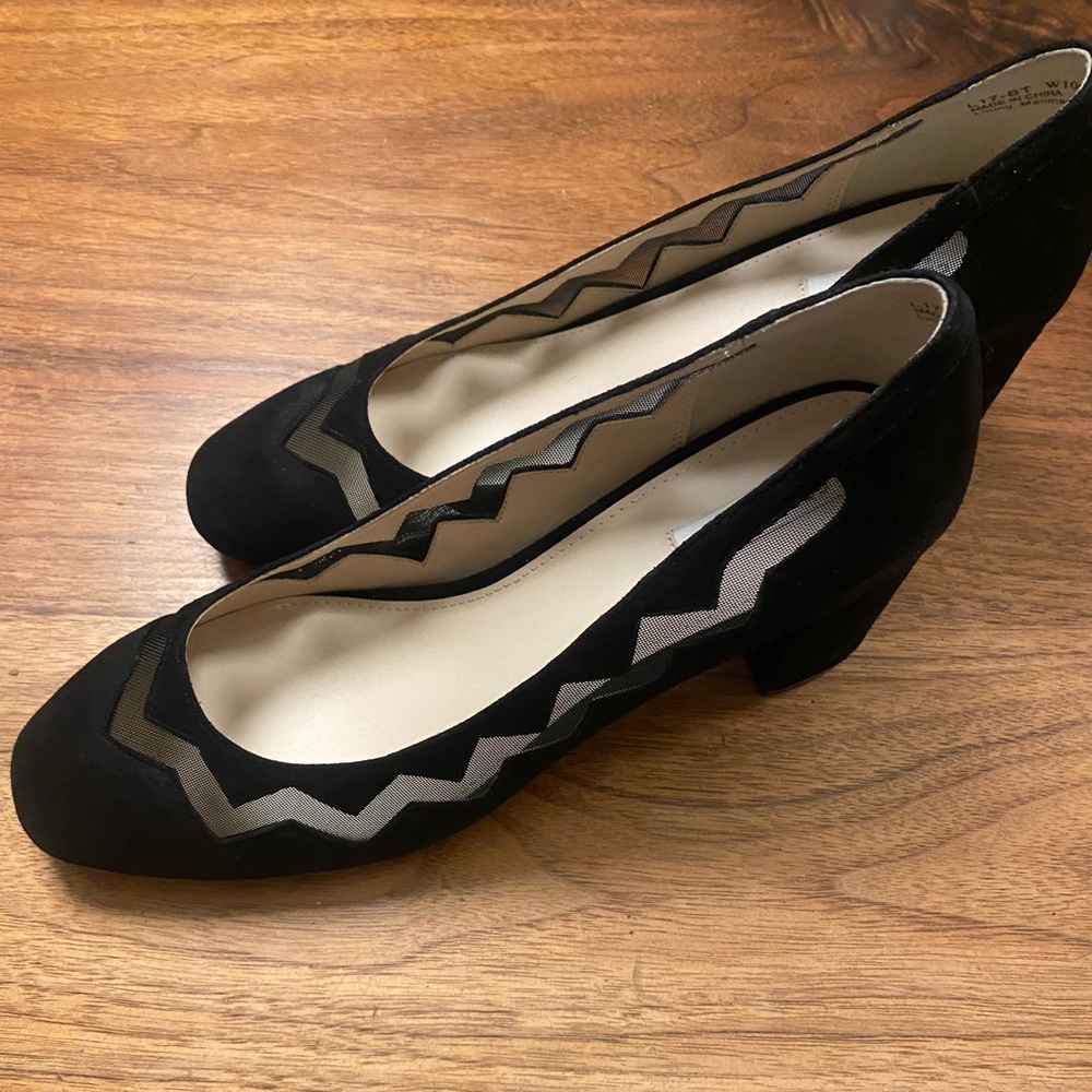 Cole Haan black suede pumps 8.5 NEW